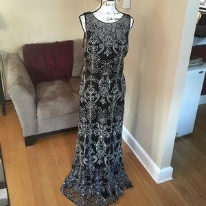 Vera Wang long dress